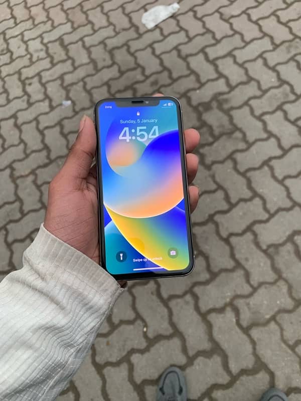 iPhone  x 256 4