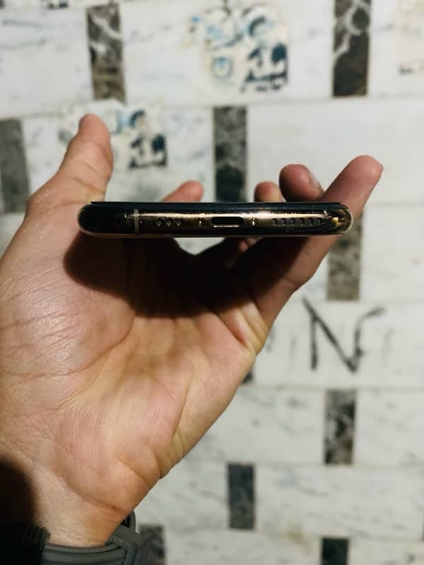 iphone xs 64GB Dual PTA 4