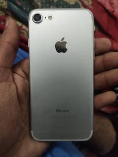 iPhone 7 (128Gb) White with original Battery Health