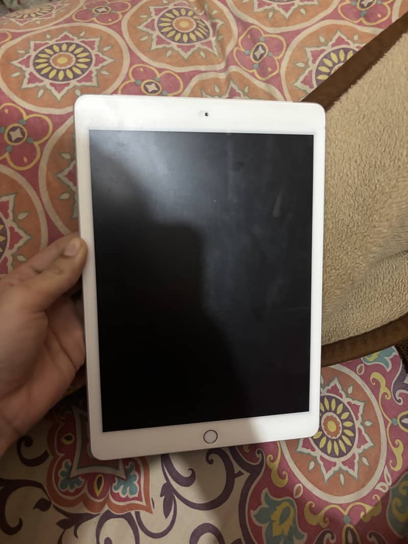 Ipad 7th gen 32gb 0