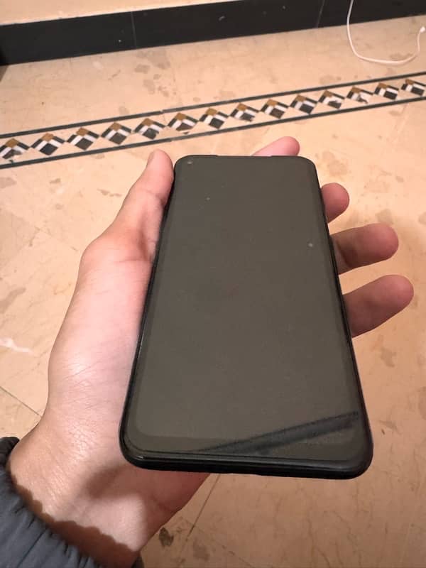 Google pixel 5 black colour 10 by 10 7