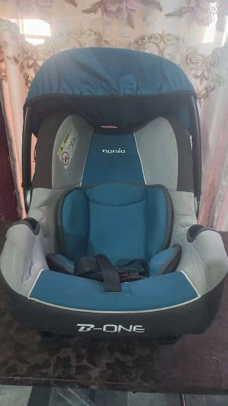 Car seat and carry cot 5