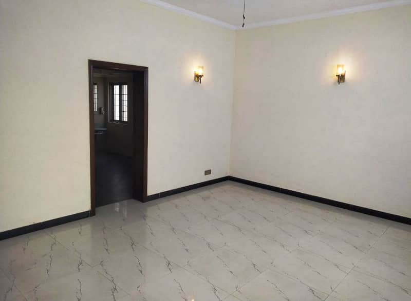 1 Kanal Luxury Likely New Beautiful Design House Available For Rent In DHA Phase 3 Z Block, Lahore Cantt 21