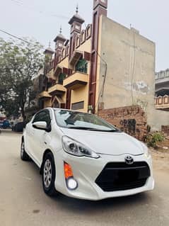 Toyota Aqua 2015 PUSH START BRAND NEW CAR