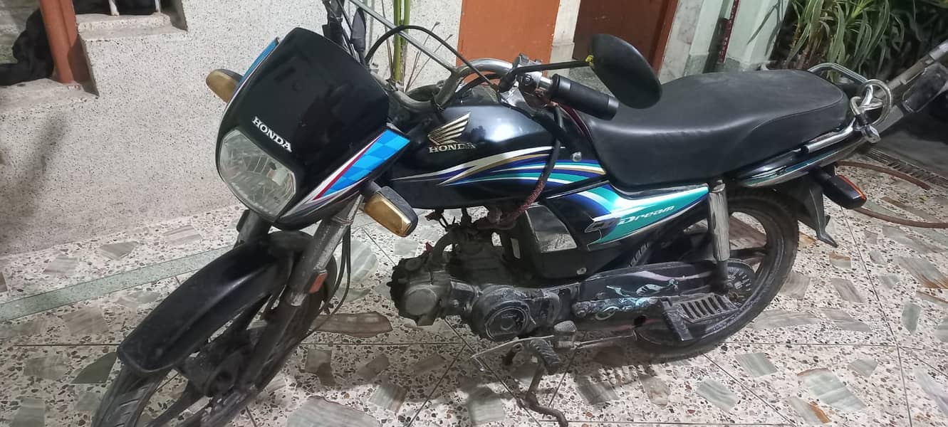 Honda CD 70 Dream 2014 1