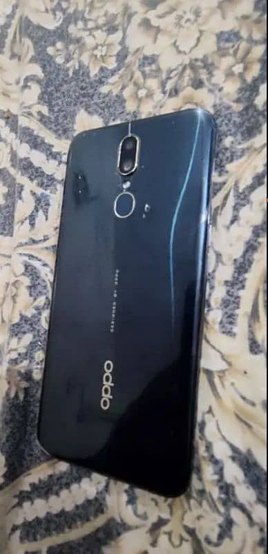 Oppo F11 0