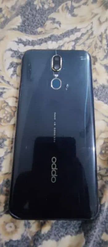 Oppo F11 4