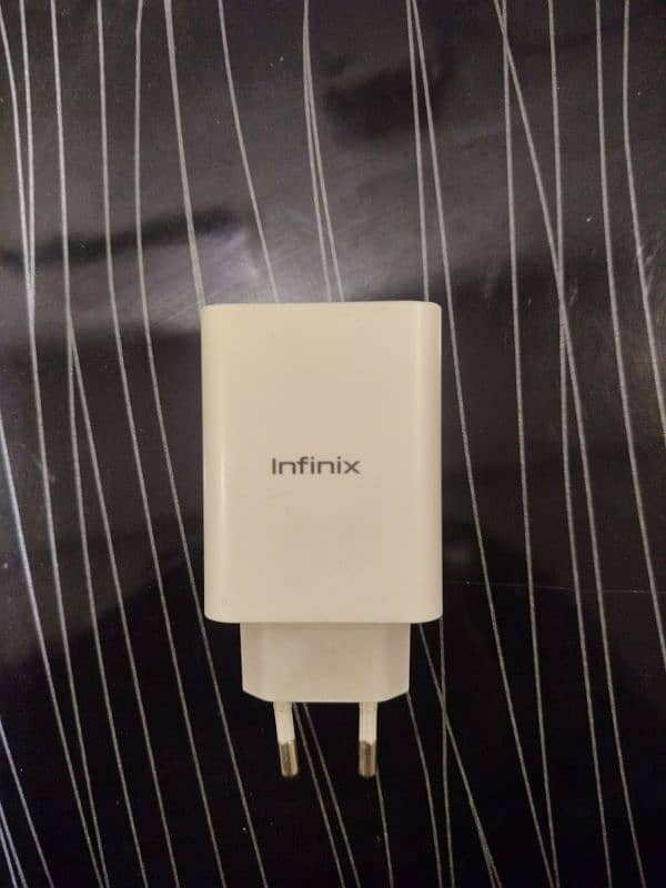 Infinix Genuine Adapter of 33w box pulled 0