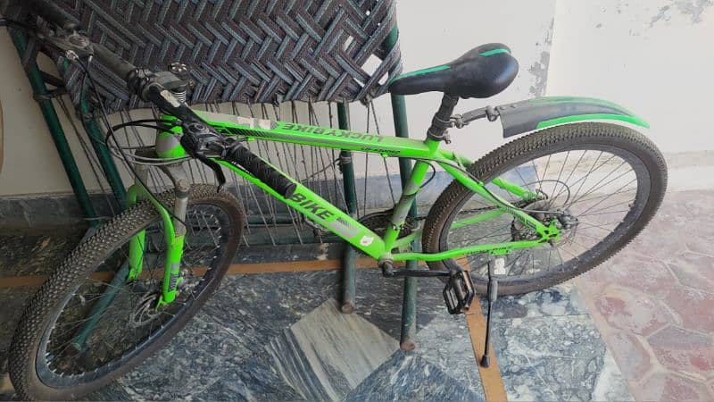 Green Lucky Bike a mountain bicycle with gears 0