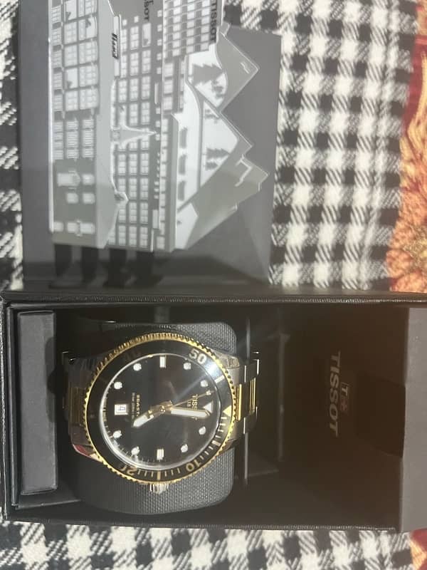 TISSOT Seastar 1000 40MM SS Black Dial Two-Tone Mens T120.410. 22.051. 0 1