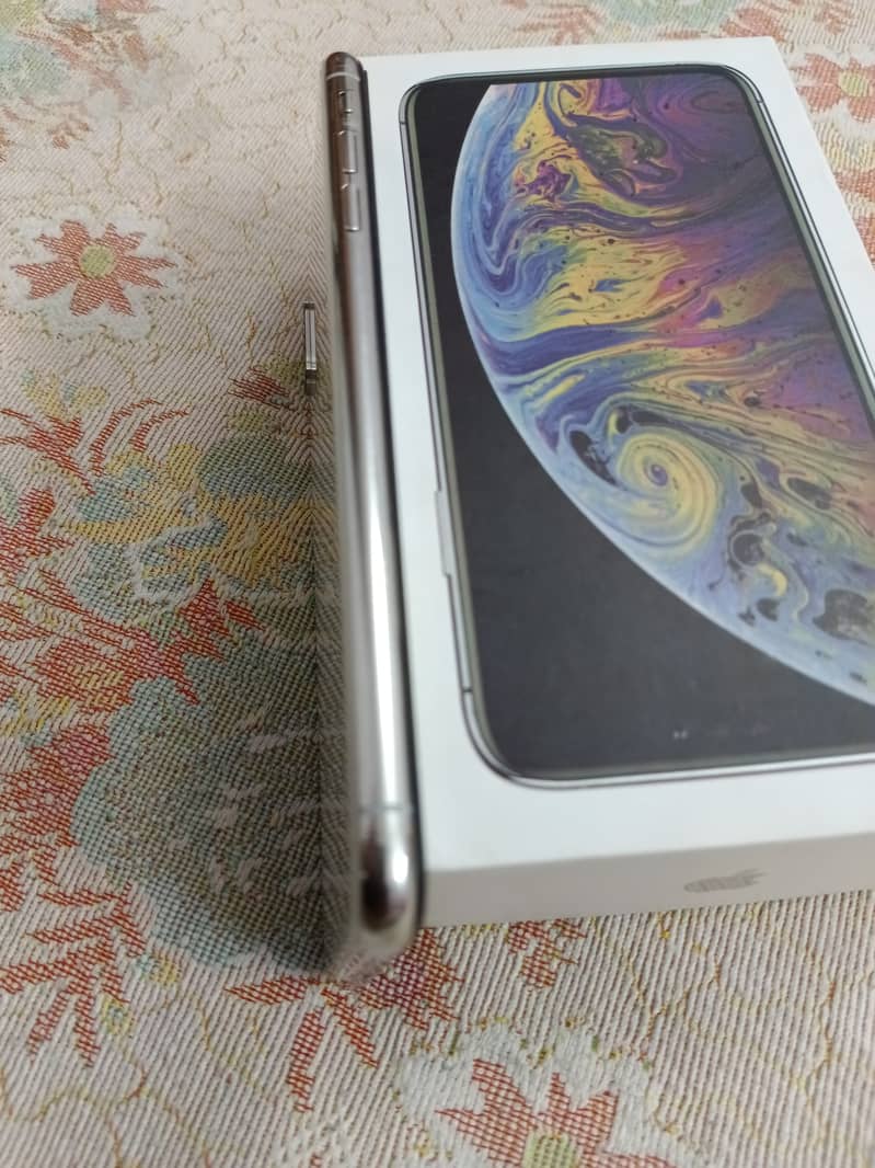 Apple iPhone XS Max 512GB 4