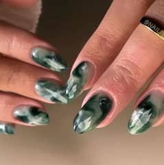 24 pieces green marble inspired press on nails set !!