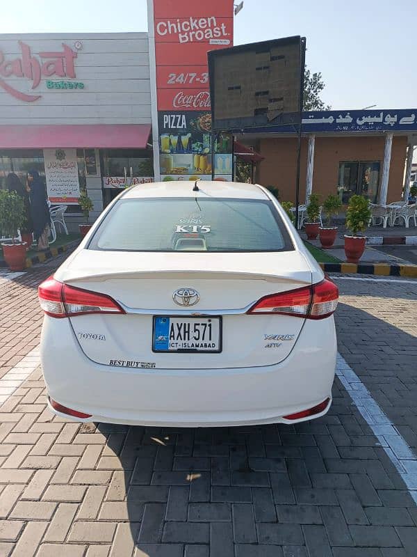 Toyota Yaris 2021/22 offer only in Lahore 11