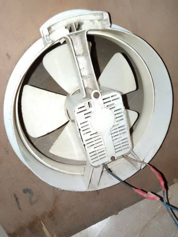 Exhaust Fan For Sell Good Condition 1