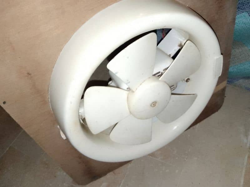 Exhaust Fan For Sell Good Condition 2