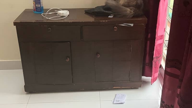 woodbed for sale with dressing set 4