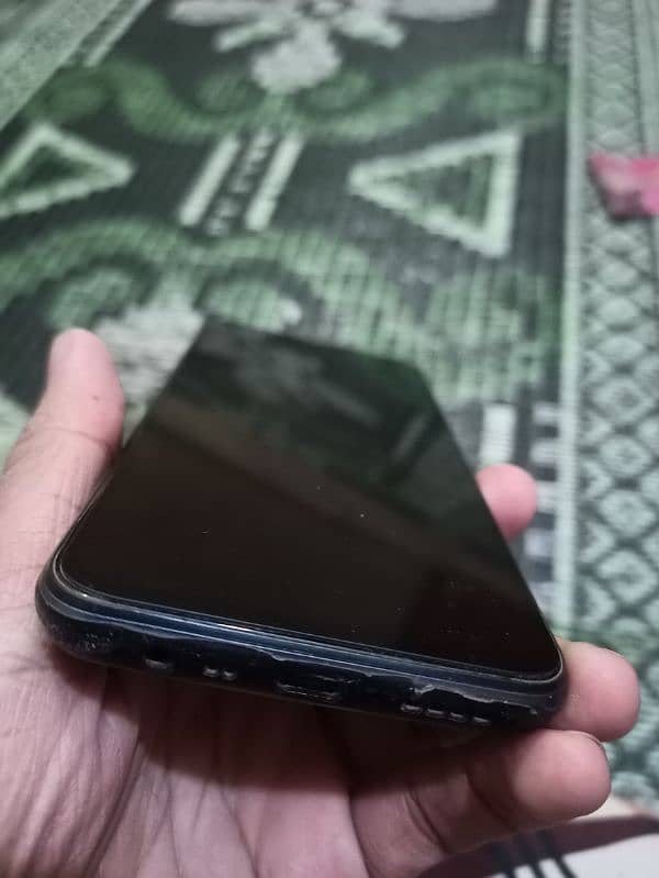 realme c25s 4/128 3