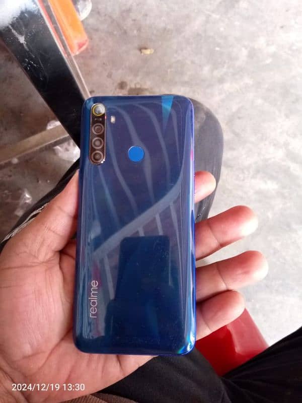 realme 5 4gb 64gb 8