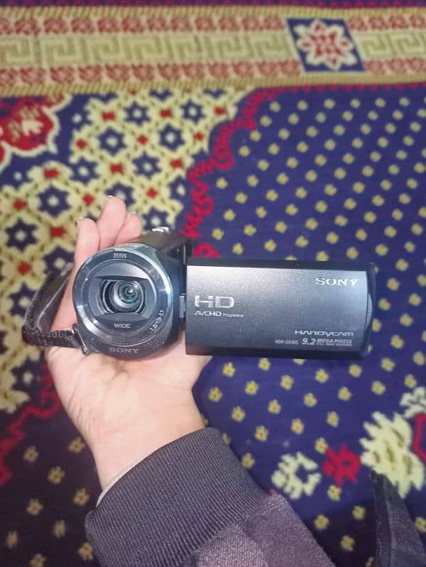 Sony Handycam HDR-CX405 9.2 Mp exchange possible with sony dslr 7