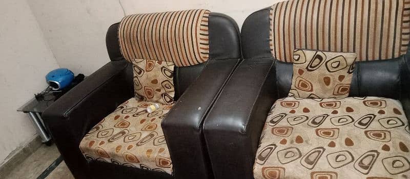 two 5 seater sofas for sale urgent 3