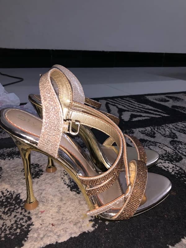 Golden Heels 4