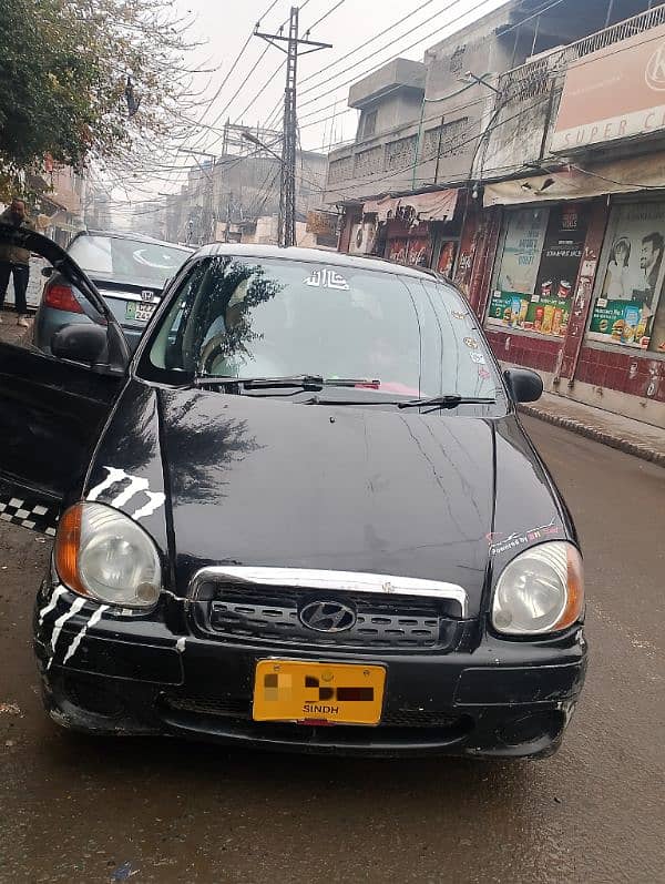 Hyundai Santro 2004 Black 8