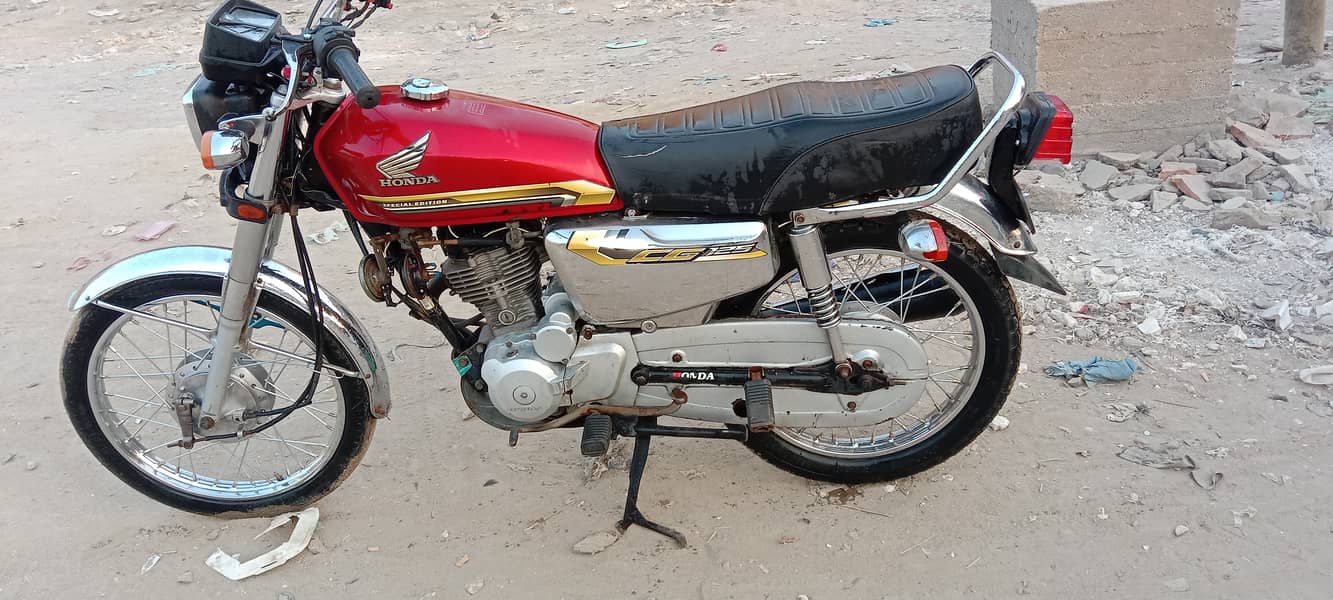 Honda CG 125 2021 self start Karachi nmbr 1