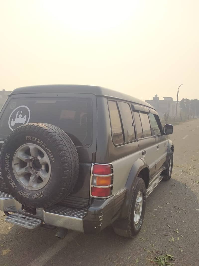 Mitsubishi Pajero urgent sale 8