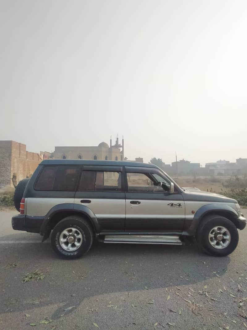 Mitsubishi Pajero urgent sale 13