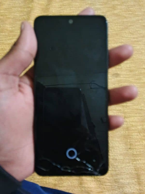 Redmi note 13 urgently sell krna hai plz serious client contact kare 1