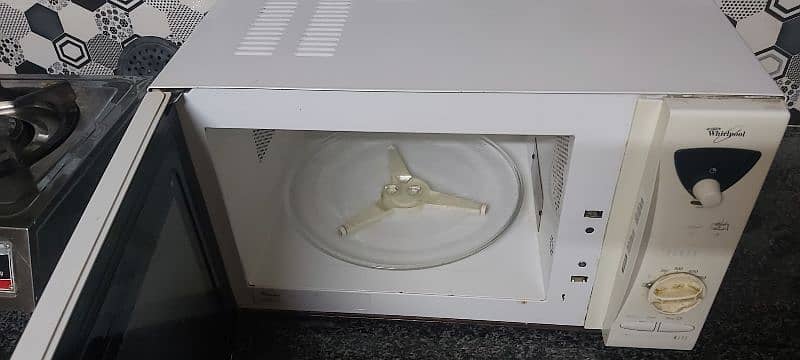 Oven for sale in best condition 2