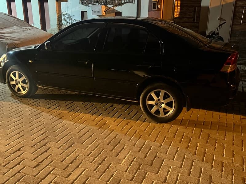 Honda Civic EXi 2005 6