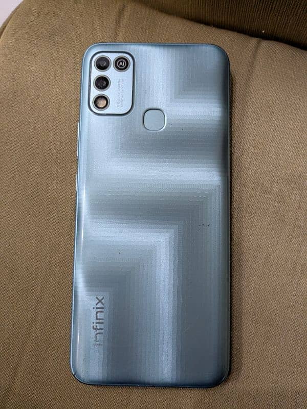 infinix hot 11 play good condition 3