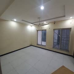 2 Bed Flat For Rent in Bahria Town Lahore