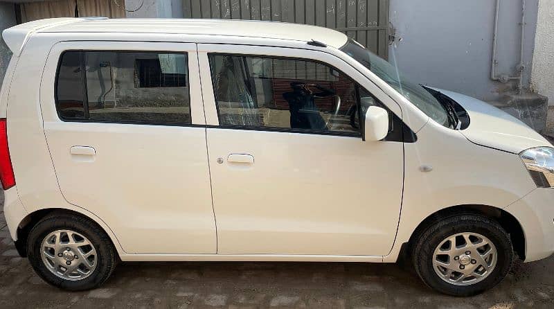 Wagon R VXL 2018 (0300-4426579) 19