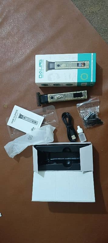 daling brand new hair trimmer clipper 3 hours battery backup 1