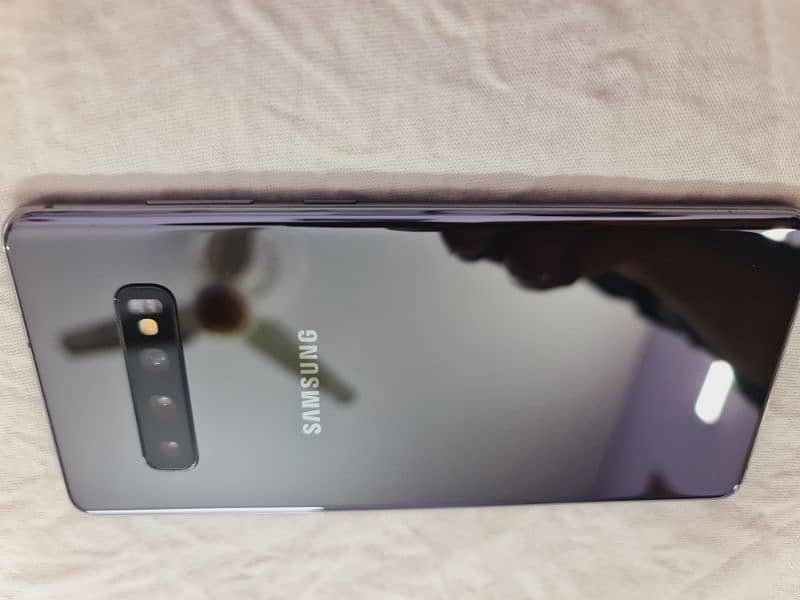 Samsung galaxy s10 plus 10