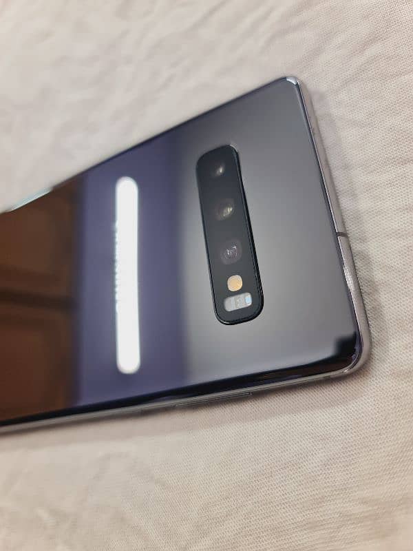 Samsung galaxy s10 plus 11