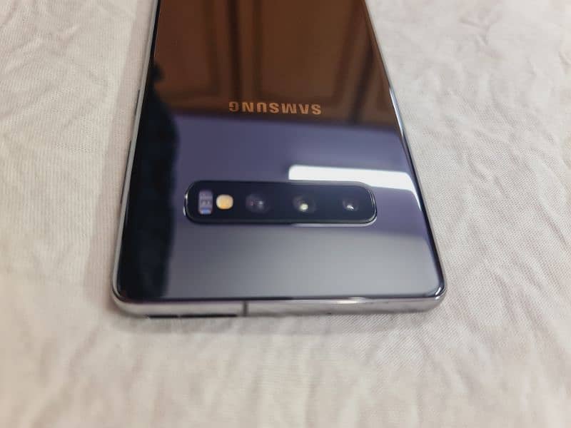 Samsung galaxy s10 plus 13