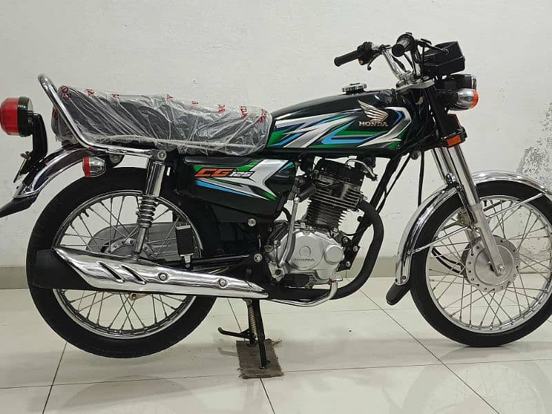 Honda CG 125 2023 Model 5