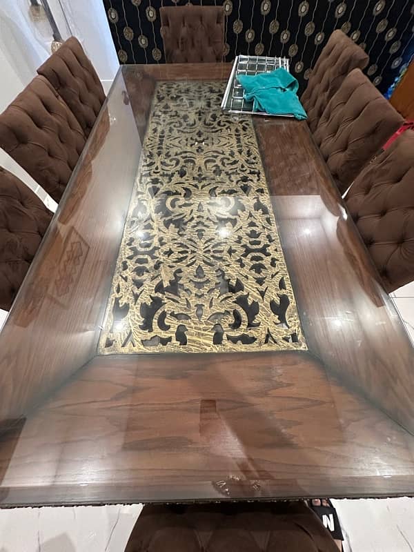 LUXURY DINING TABLE 0