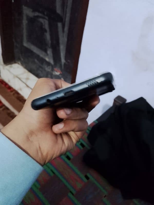 mobile Allah ok heee. koi fault Nahin hai 3