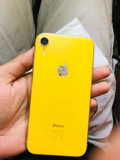 iphone XR, waterpack, 128gb lush condition 10/10.