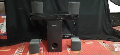 Samsung home theatar system rome sheking sound