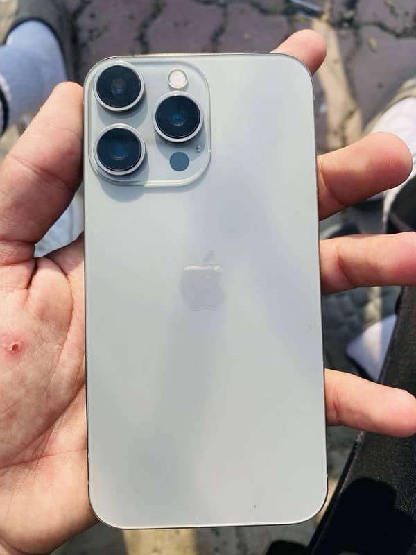 iPhone XR converted to iPhone 15 pro 1