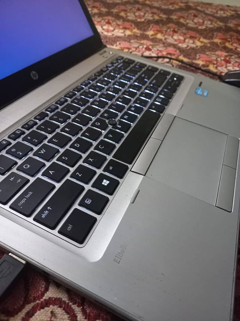 HP Elitebook 840p i5, Ultra slim folio laptop 1