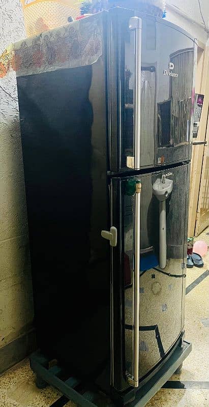 Dawlance 9175 WB Refrigerator 1