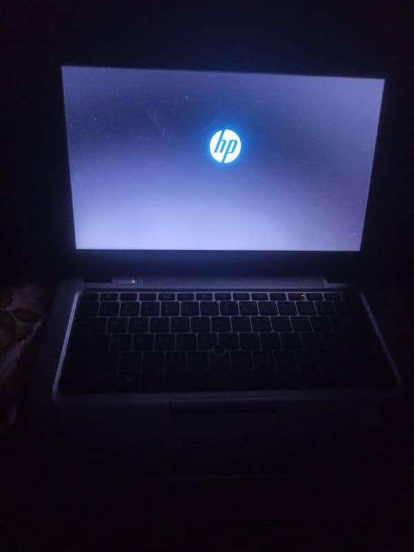 hp elitebook 820 g3 8