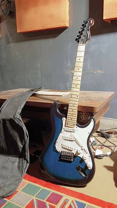 Electric Guitar urgent sell - Bilkul New hai - Sound Amazing hai 1