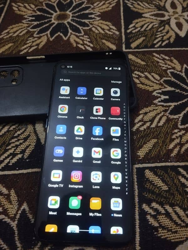 ONE PLUS N200 0